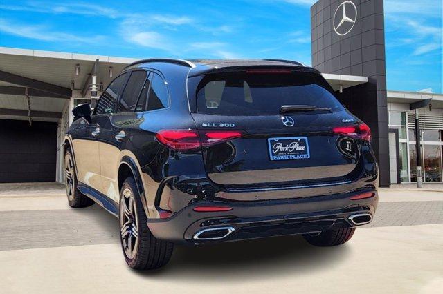 new 2024 Mercedes-Benz GLC 300 car, priced at $61,960