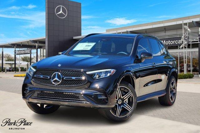 new 2024 Mercedes-Benz GLC 300 car, priced at $61,960