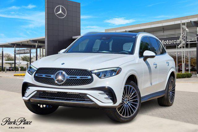 new 2024 Mercedes-Benz GLC 300 car, priced at $58,165