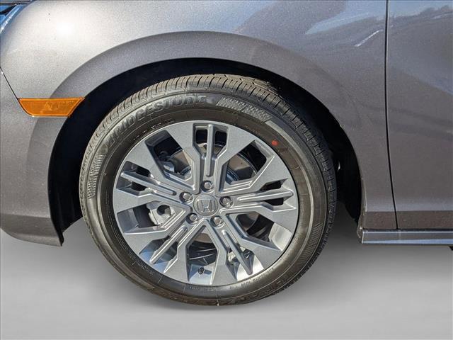 new 2026 Honda Odyssey car, priced at $48,990