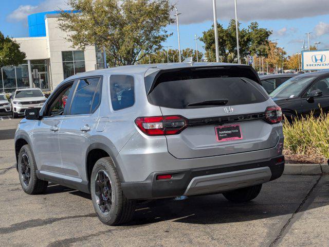 new 2025 Honda Pilot car, priced at $46,795