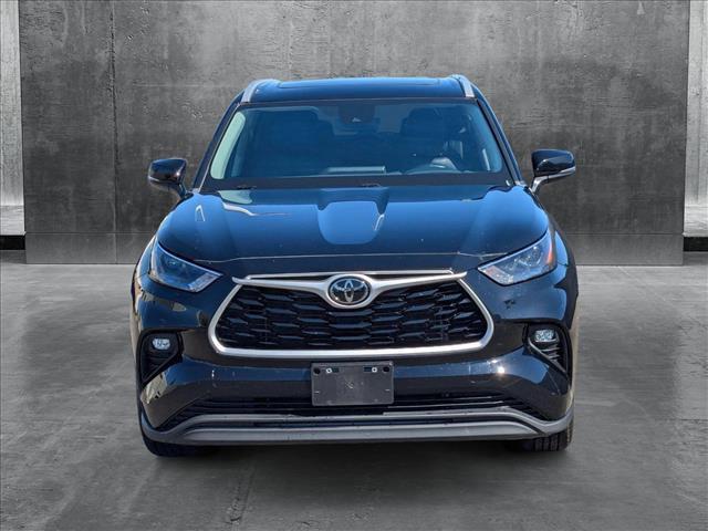 used 2023 Toyota Highlander car, priced at $37,998