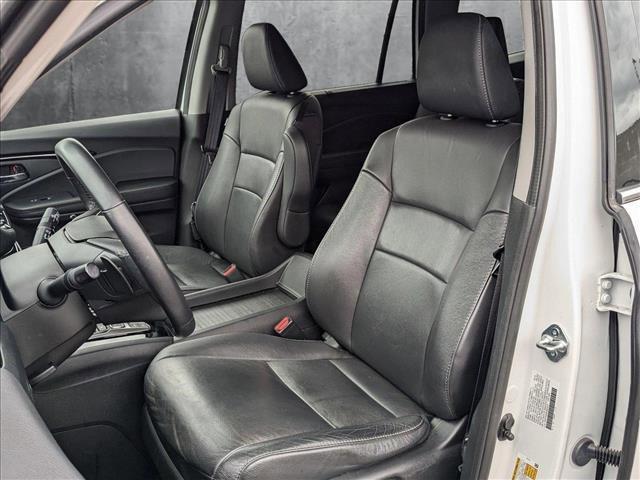 used 2022 Honda Pilot car, priced at $31,998