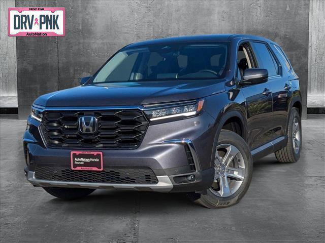 new 2025 Honda Pilot car, priced at $45,625