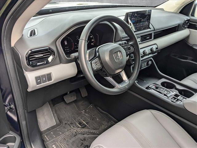 used 2025 Honda Pilot car, priced at $41,456