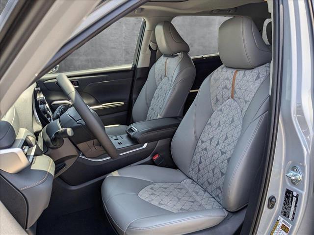 used 2023 Toyota Highlander Hybrid car, priced at $46,995