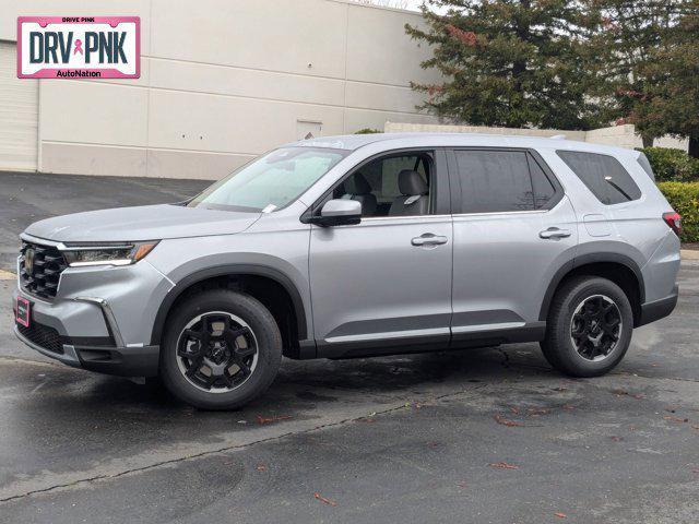 new 2025 Honda Pilot car, priced at $48,895