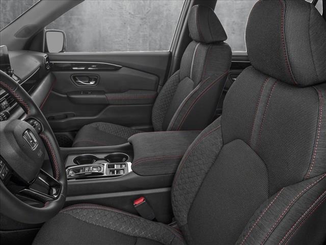 new 2025 Honda Pilot car, priced at $43,750