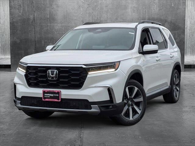 new 2025 Honda Pilot car, priced at $49,405