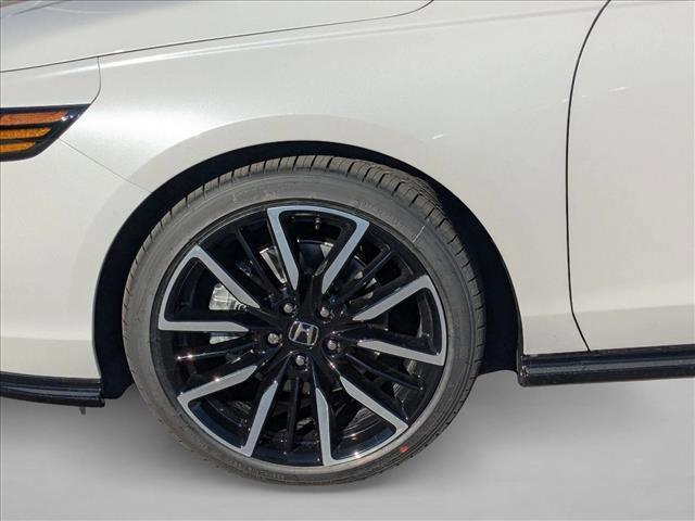 new 2025 Honda Accord Hybrid car, priced at $40,950