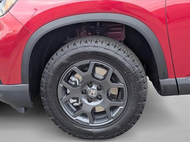 new 2025 Honda Pilot car, priced at $50,330