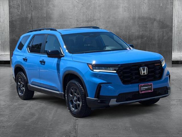 new 2025 Honda Pilot car, priced at $51,305