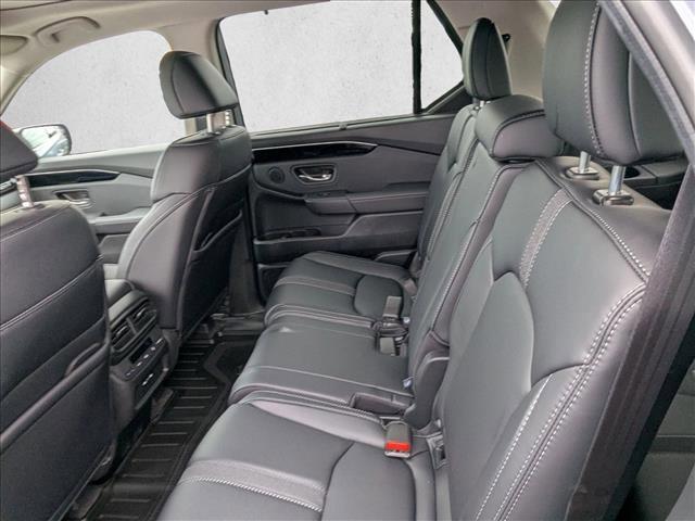 new 2025 Honda Pilot car, priced at $50,150