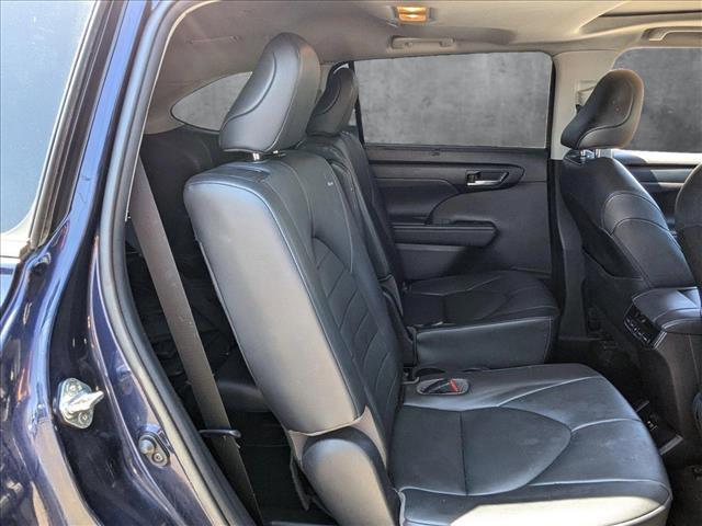 used 2020 Toyota Highlander car, priced at $30,490