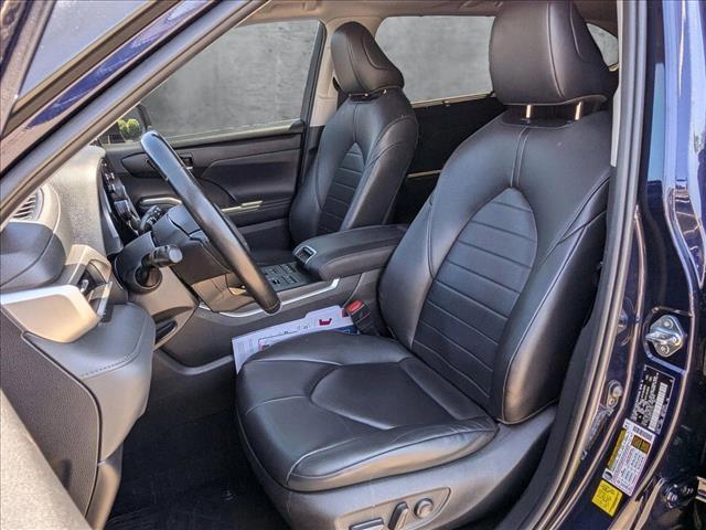 used 2020 Toyota Highlander car, priced at $30,490