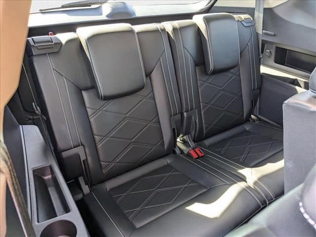 used 2024 Volkswagen Atlas car, priced at $30,577