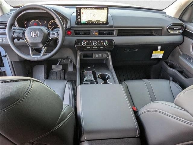 new 2025 Honda Pilot car, priced at $51,350