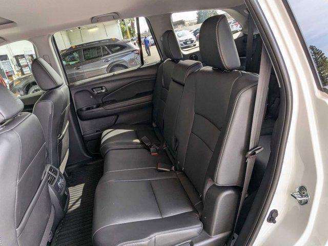 used 2022 Honda Pilot car, priced at $32,555