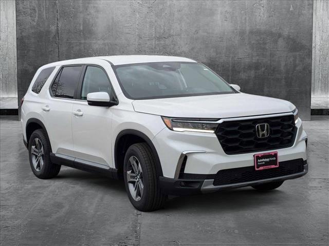 new 2025 Honda Pilot car, priced at $47,505