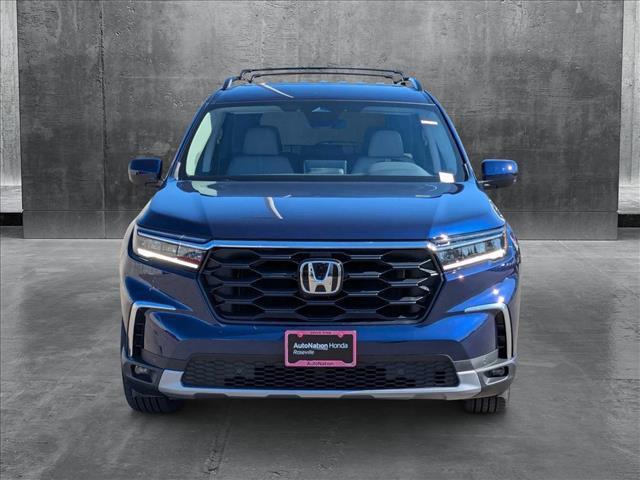 new 2025 Honda Pilot car, priced at $47,050