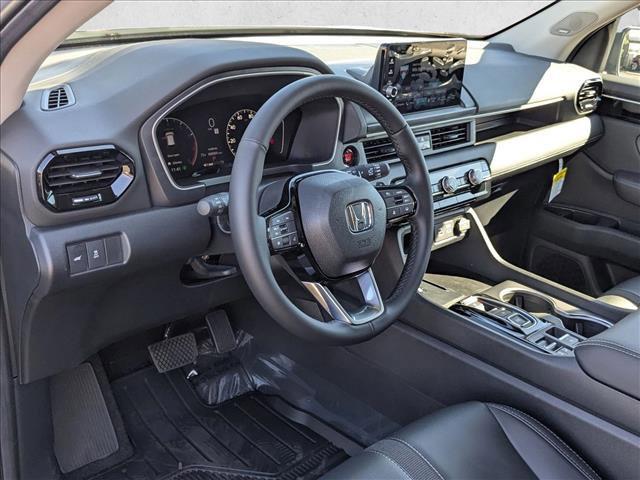new 2025 Honda Pilot car, priced at $51,350