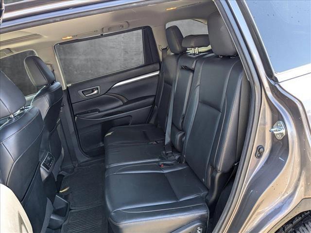 used 2015 Toyota Highlander car, priced at $19,955