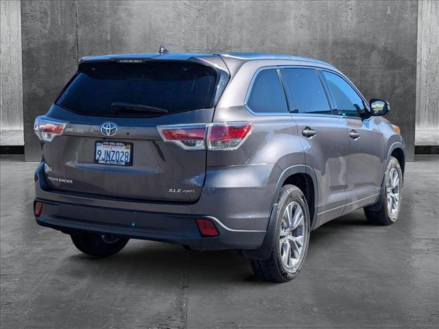 used 2015 Toyota Highlander car, priced at $19,955