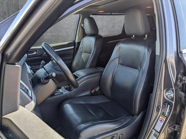 used 2015 Toyota Highlander car, priced at $19,955