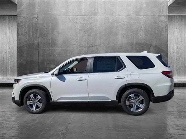 used 2025 Honda Pilot car, priced at $41,904