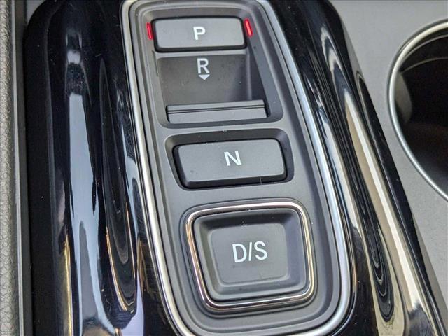 used 2025 Honda Pilot car, priced at $41,904