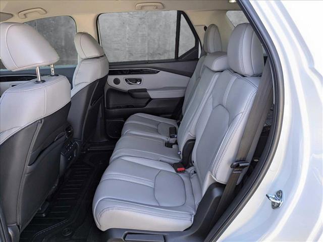 used 2025 Honda Pilot car, priced at $41,904