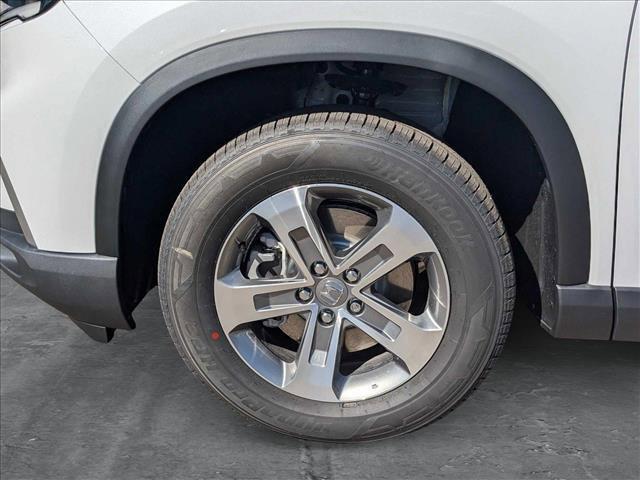 used 2025 Honda Pilot car, priced at $41,904