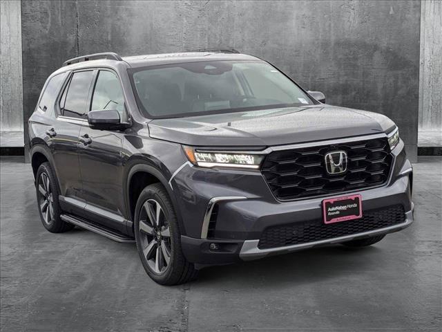 new 2025 Honda Pilot car, priced at $54,530