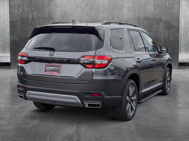 new 2025 Honda Pilot car, priced at $54,530