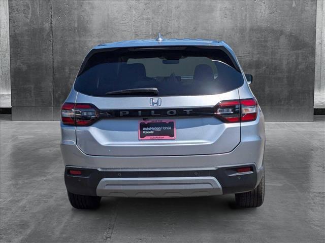 new 2025 Honda Pilot car, priced at $46,850