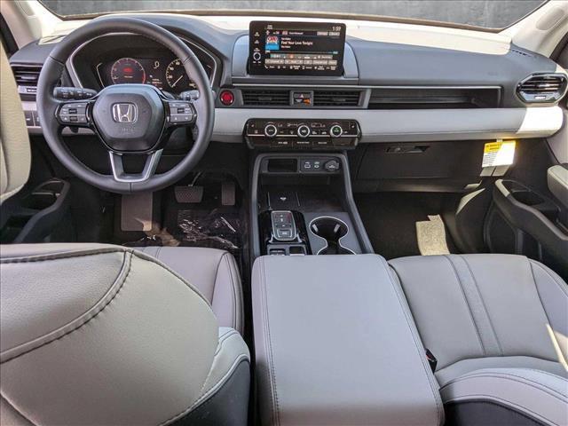 new 2025 Honda Pilot car, priced at $46,850