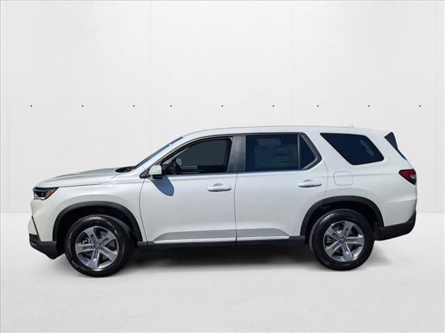 new 2025 Honda Pilot car, priced at $45,450