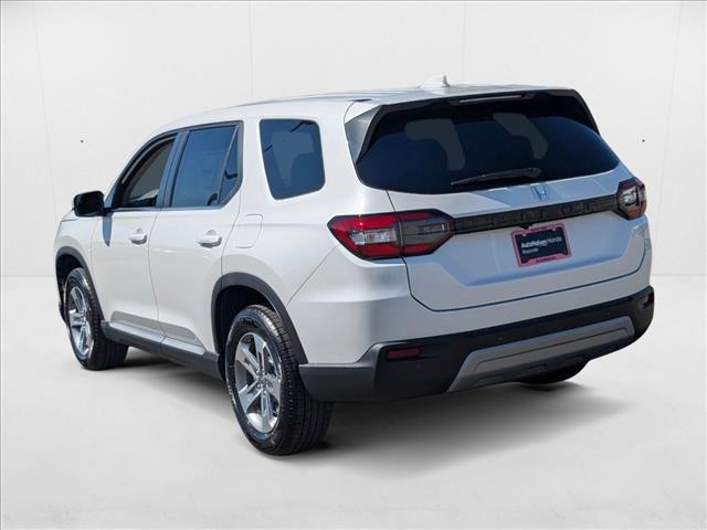 new 2025 Honda Pilot car, priced at $45,450