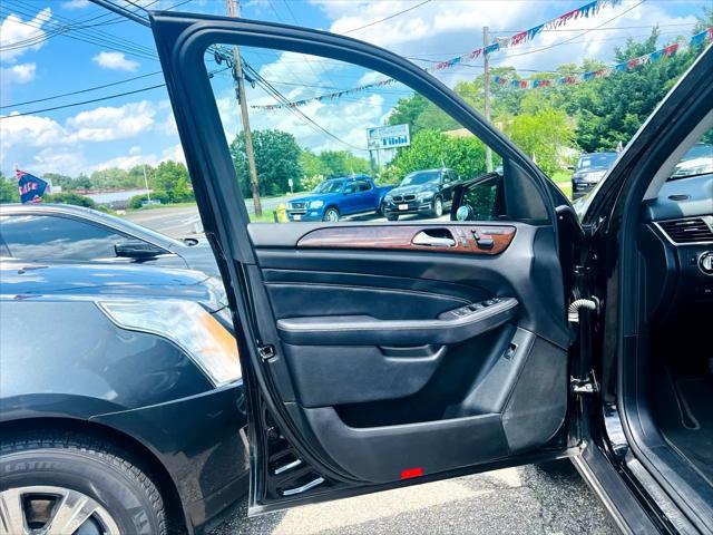 used 2014 Mercedes-Benz M-Class car, priced at $13,495