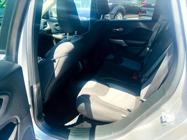 used 2018 Jeep Cherokee car, priced at $9,995