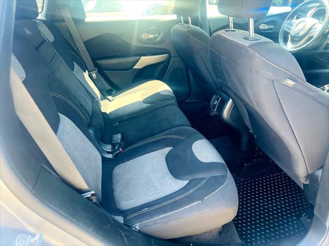 used 2018 Jeep Cherokee car, priced at $9,995
