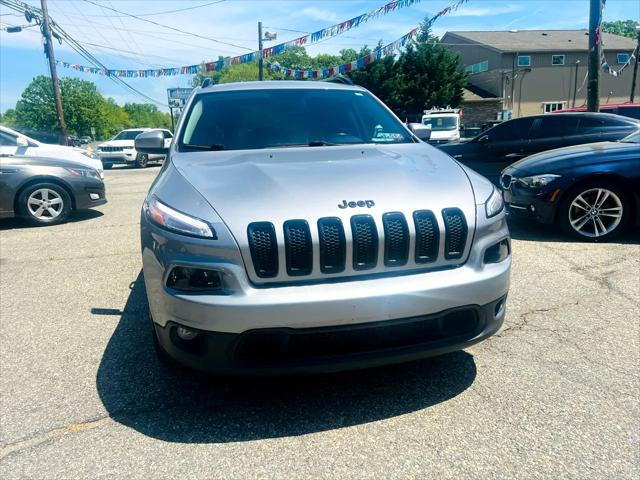 used 2018 Jeep Cherokee car, priced at $9,995