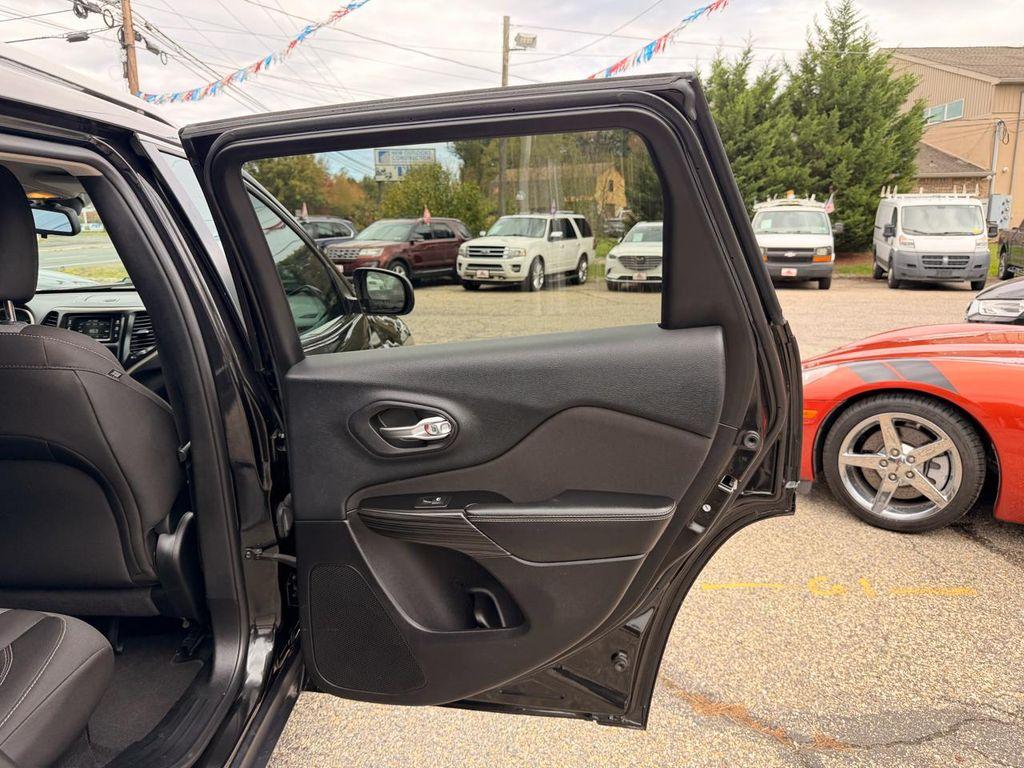 used 2014 Jeep Cherokee car, priced at $8,495