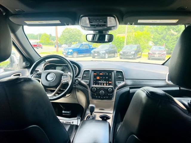 used 2017 Jeep Grand Cherokee car, priced at $15,995