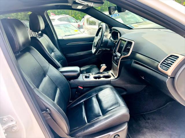 used 2017 Jeep Grand Cherokee car, priced at $15,995