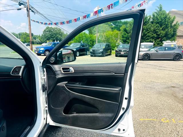 used 2017 Jeep Grand Cherokee car, priced at $15,995