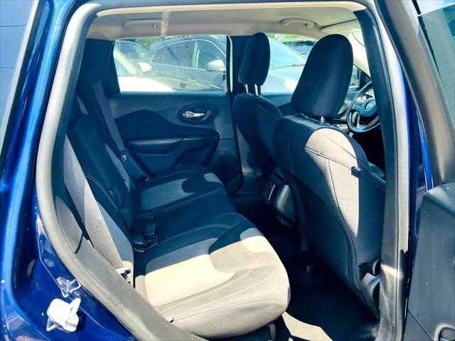 used 2014 Jeep Cherokee car, priced at $7,995