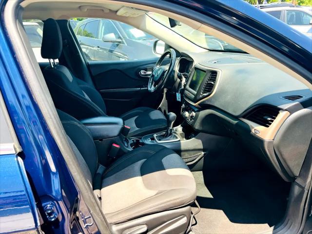 used 2014 Jeep Cherokee car, priced at $7,995