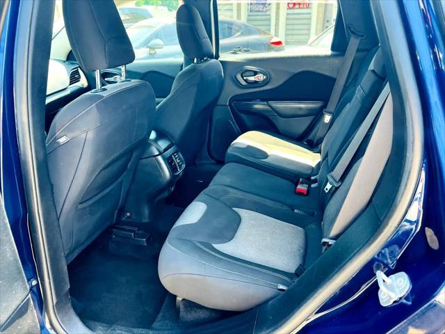 used 2014 Jeep Cherokee car, priced at $7,995