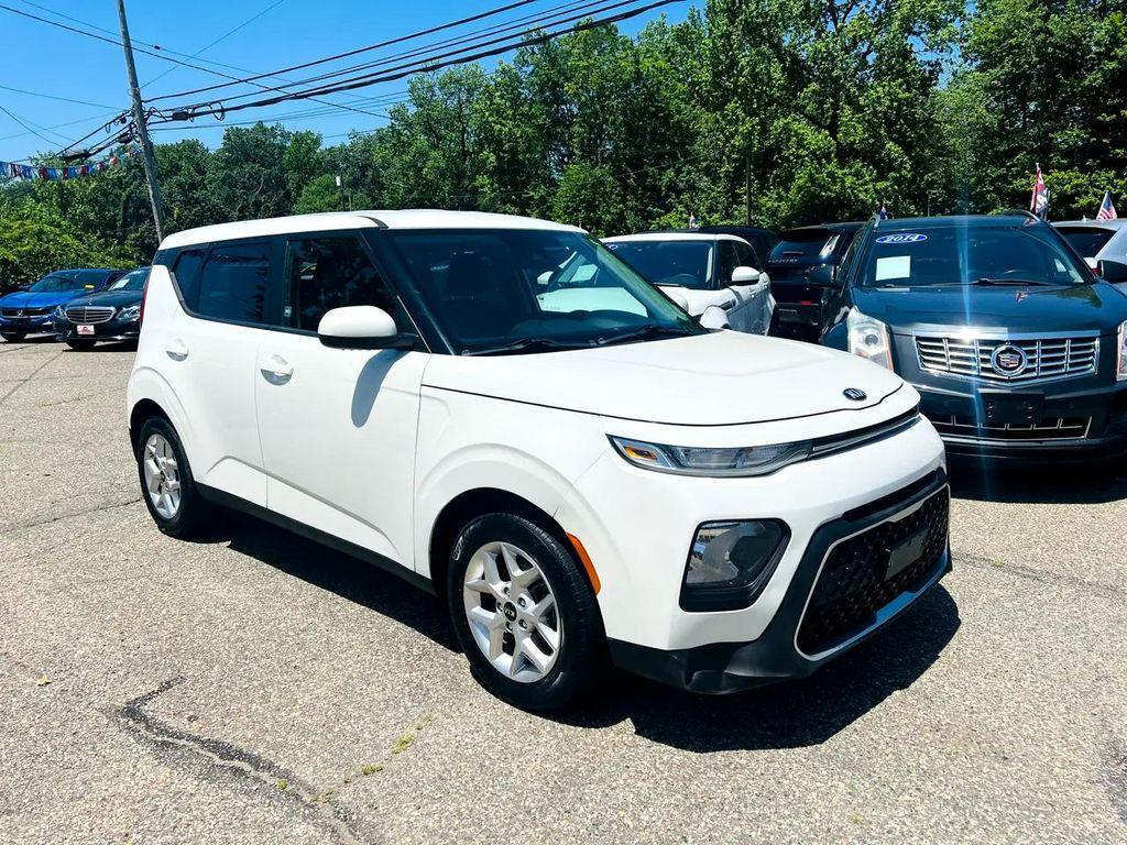 used 2021 Kia Soul car, priced at $10,495